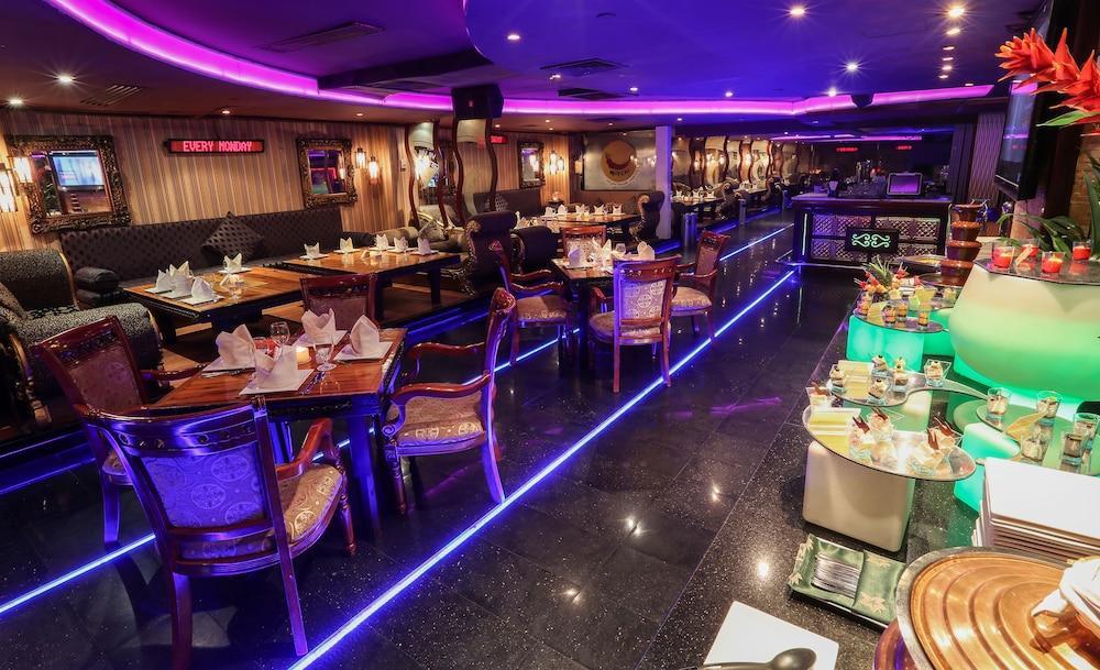 Ramee Royal Hotel Dubai Esterno foto