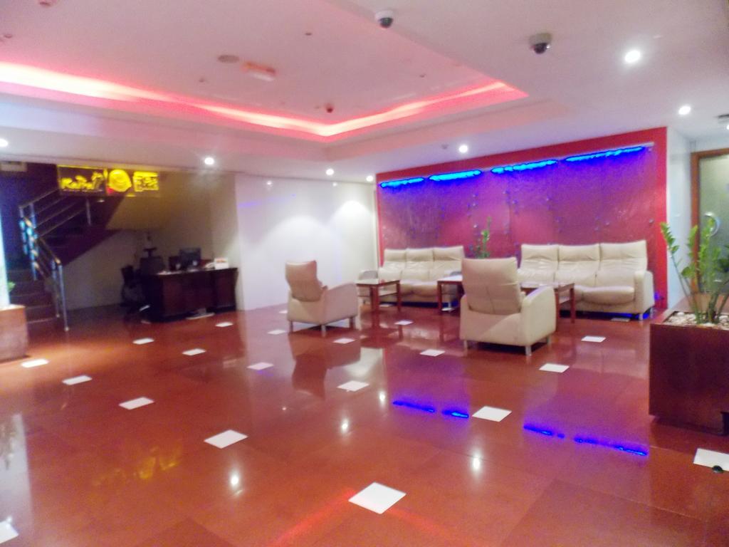 Ramee Royal Hotel Dubai Esterno foto